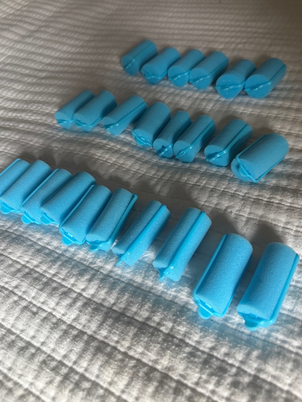 25-Pack Blue Foam Sponge Hair Rollers 3 Assorted Sizes Heatless Overnight Curler